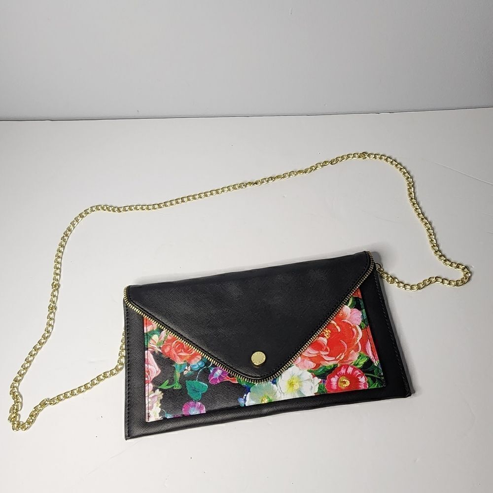 Steve Madden fold over crossbody purse floral black chain